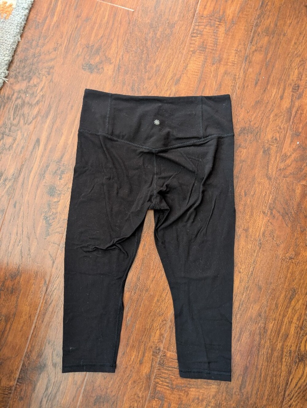 Athleta  Black Elation Capri Size large
